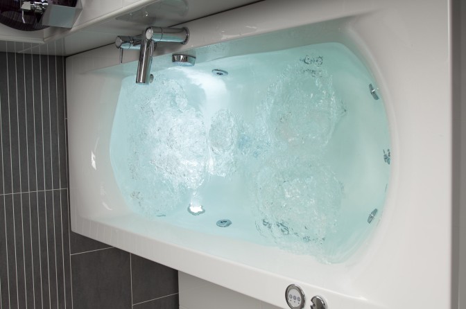 Unveiling the Magic: The Healing Power of Whirlpool Baths